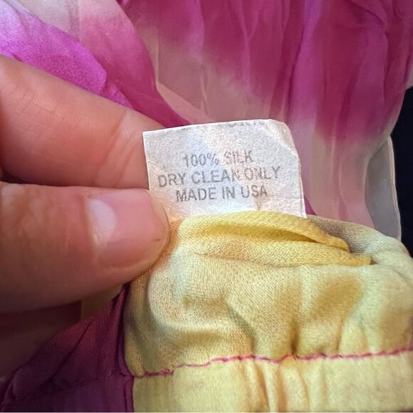 AKA New York 100% silk dress.‎ Size small - Picture 4 of 9